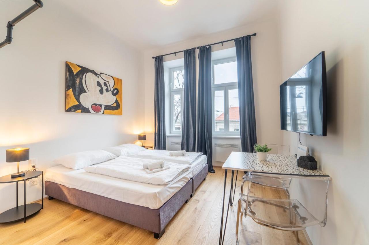 Josef'S Home I Mickey Mouse Apartment Wien Exterior foto